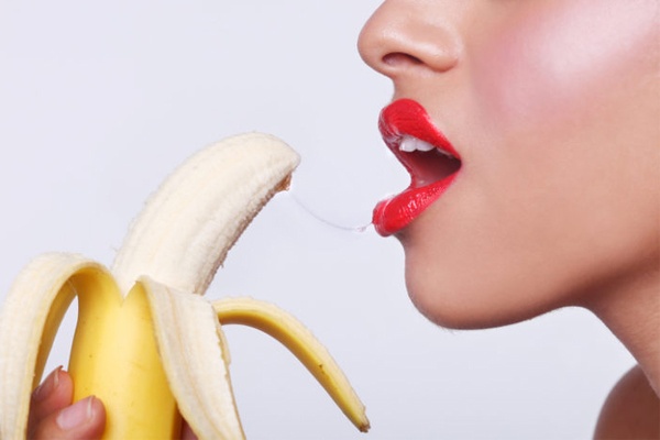 Xuất tinh vào miệng giúp tăng khoái cảm khi “yêu” và có nhiều lợi ích khác